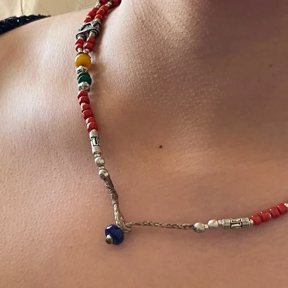 Gorgeous ethnic gemstone necklace - Picture 8 of 8